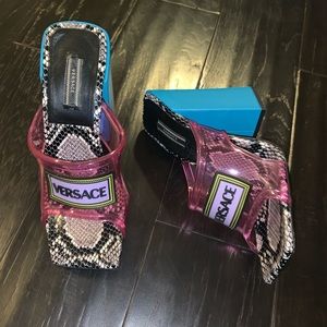 Fluo Pink Warm Gold Versace Heels